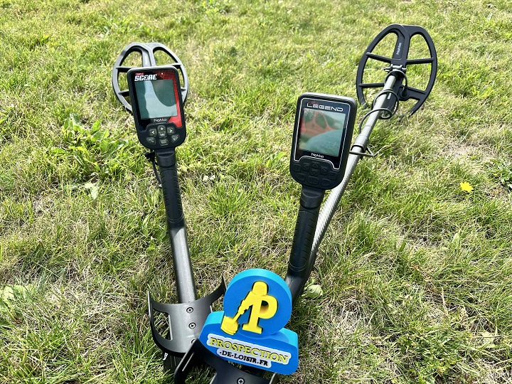 image du comparatif des détecteurs de métaux Nokta legend face au Nokta Triple Score